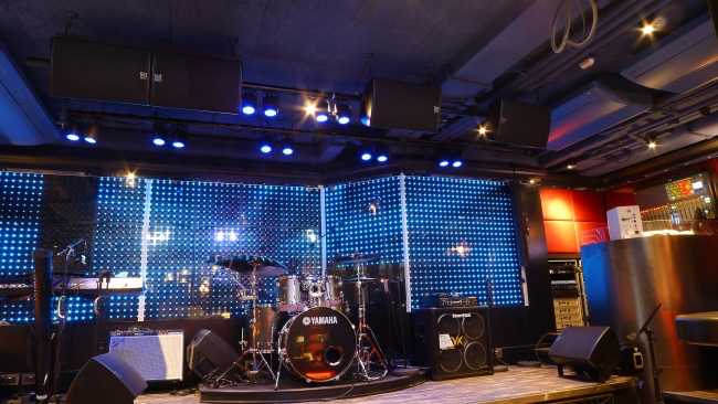 Martin Audio CDD takes Centre Stage