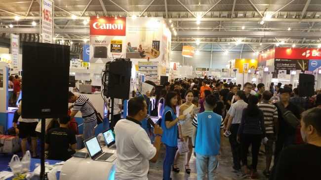 FBT sale powers Singapore PC Show