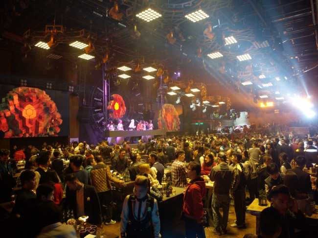STM debuts in China