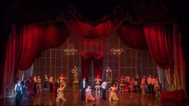 Simon King lights La Traviata in Joburg