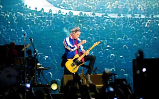 Stones immaculate