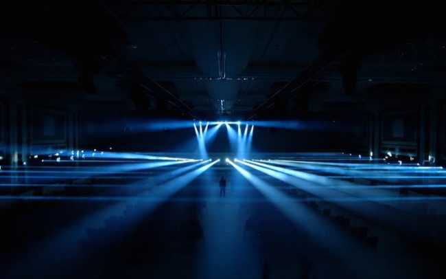 Clay Paky illuminates conceptual light show