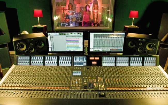TAFE Queensland Brisbane updates with ADAM Audio