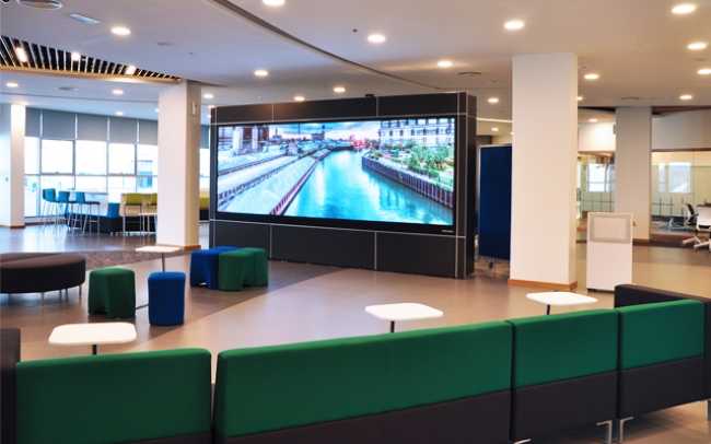GEMS Wellington Academy installs Prysm 