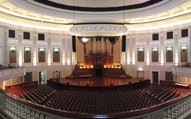 L-Acoustics tames Brisbane City Hall